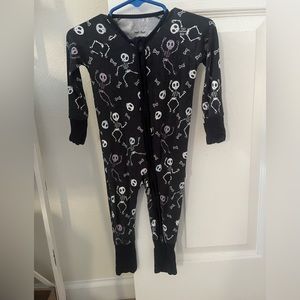 Dancing skeletons little sleepies zippy